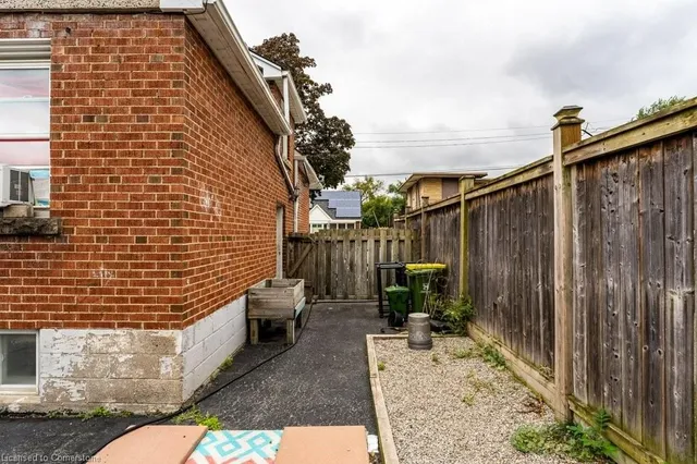 Additional property image - 252 Glencairn Ave