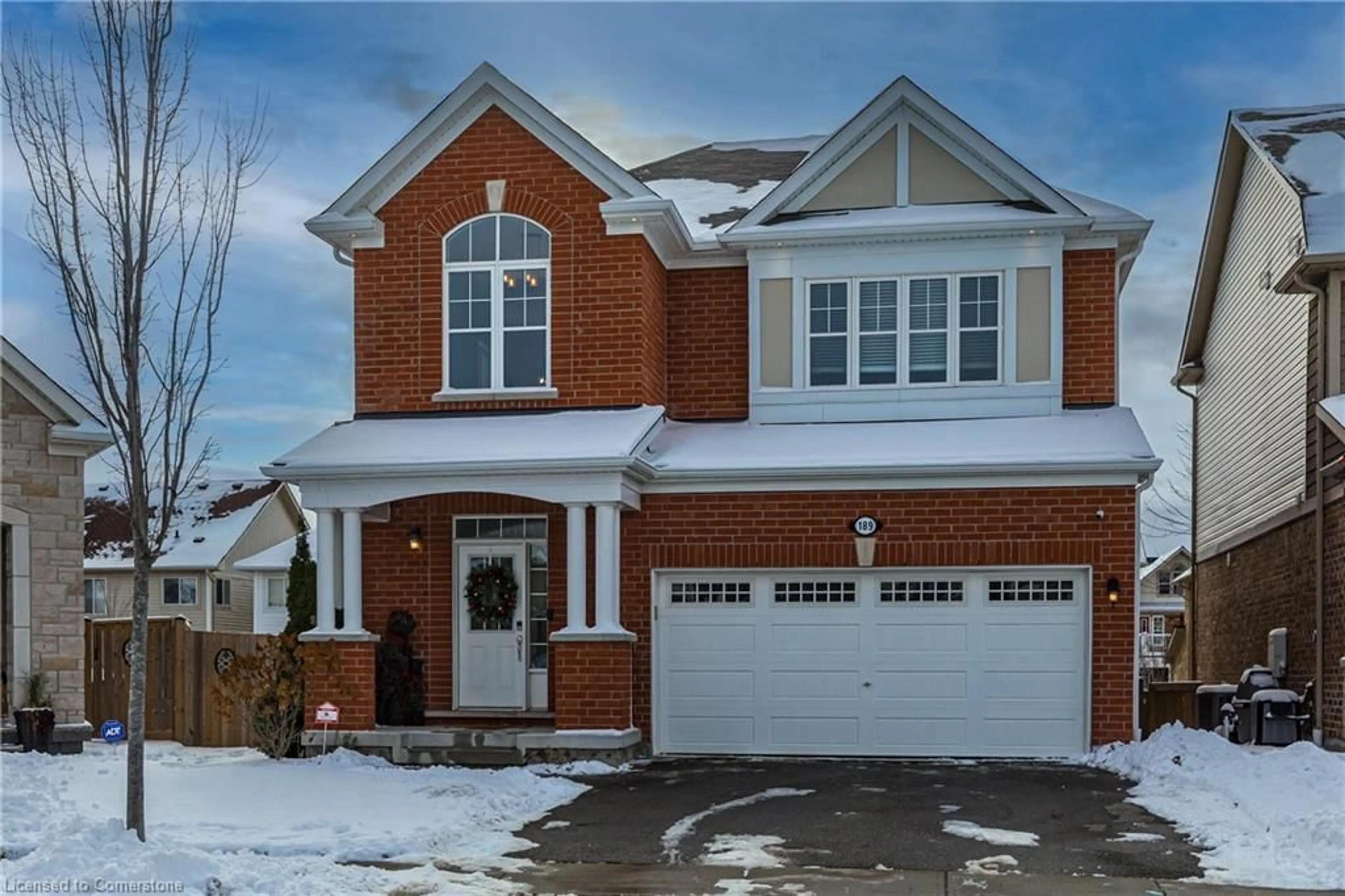 Home with brick exterior material, street for 189 Stillwater Cres, Waterdown Ontario L8B 1V5