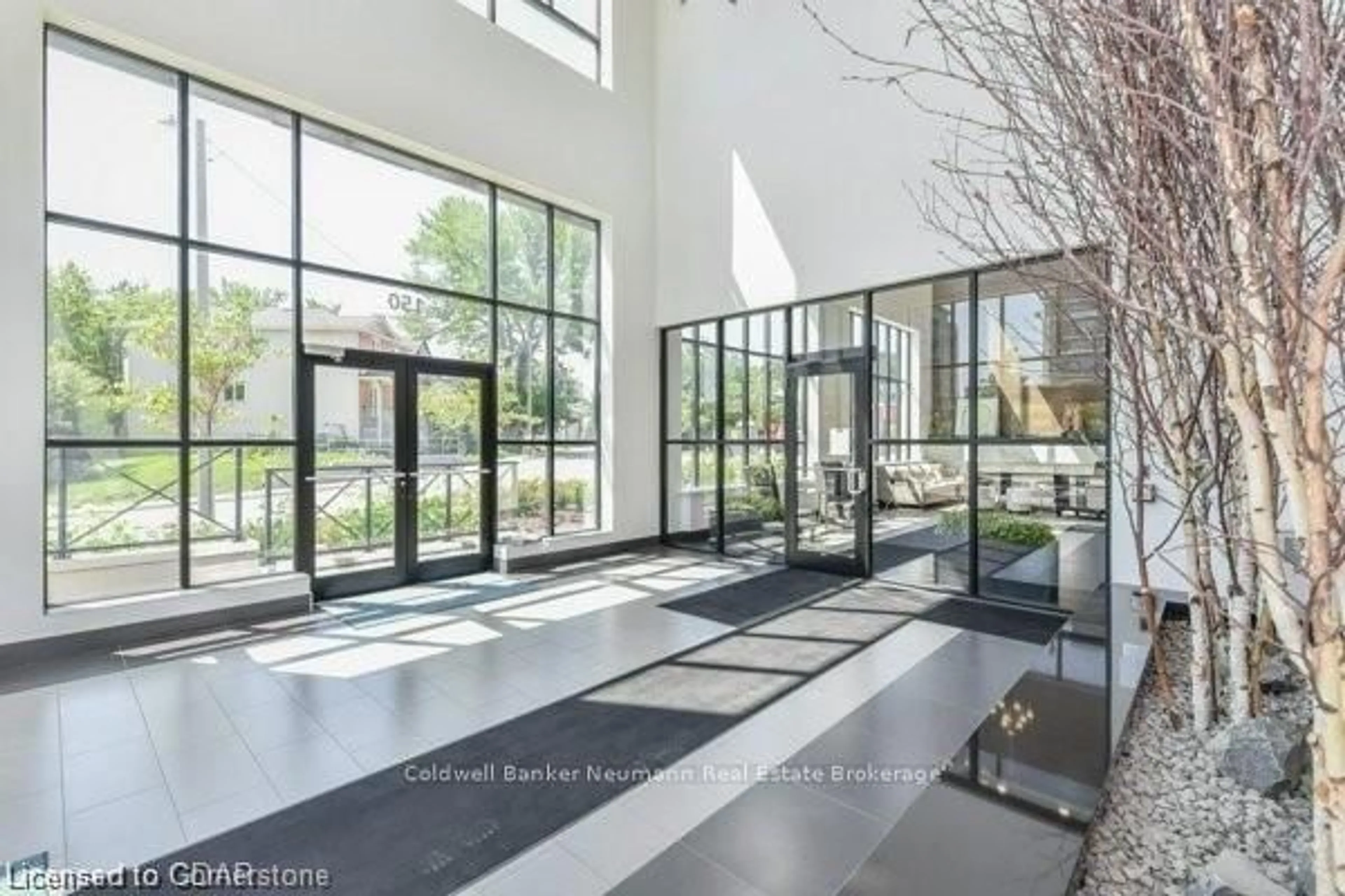 Indoor foyer for 150 Wellington St #1305, Guelph Ontario N1H 0B5