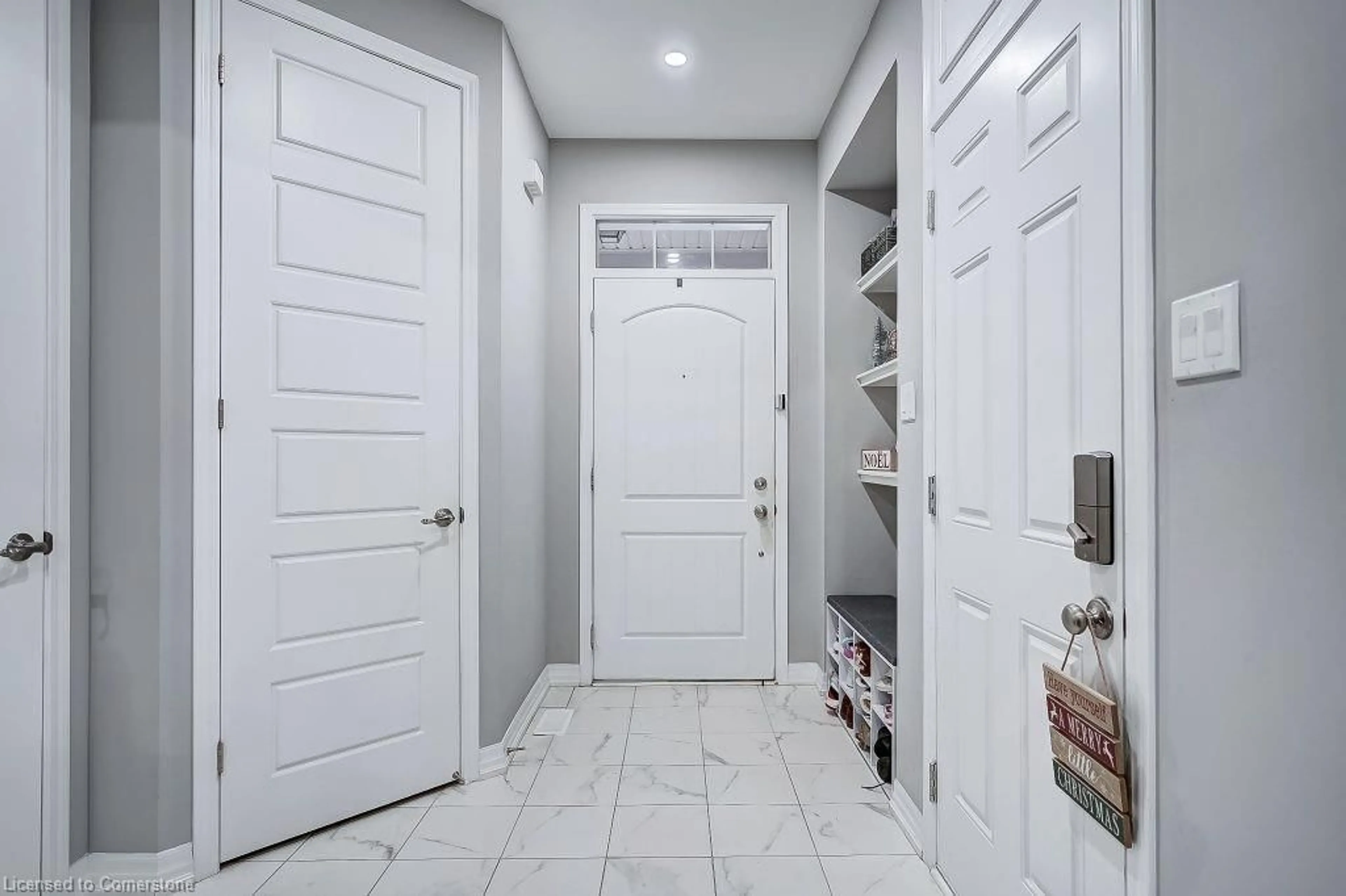 Indoor entryway for 3489 Eternity Way, Oakville Ontario L6H 0X9