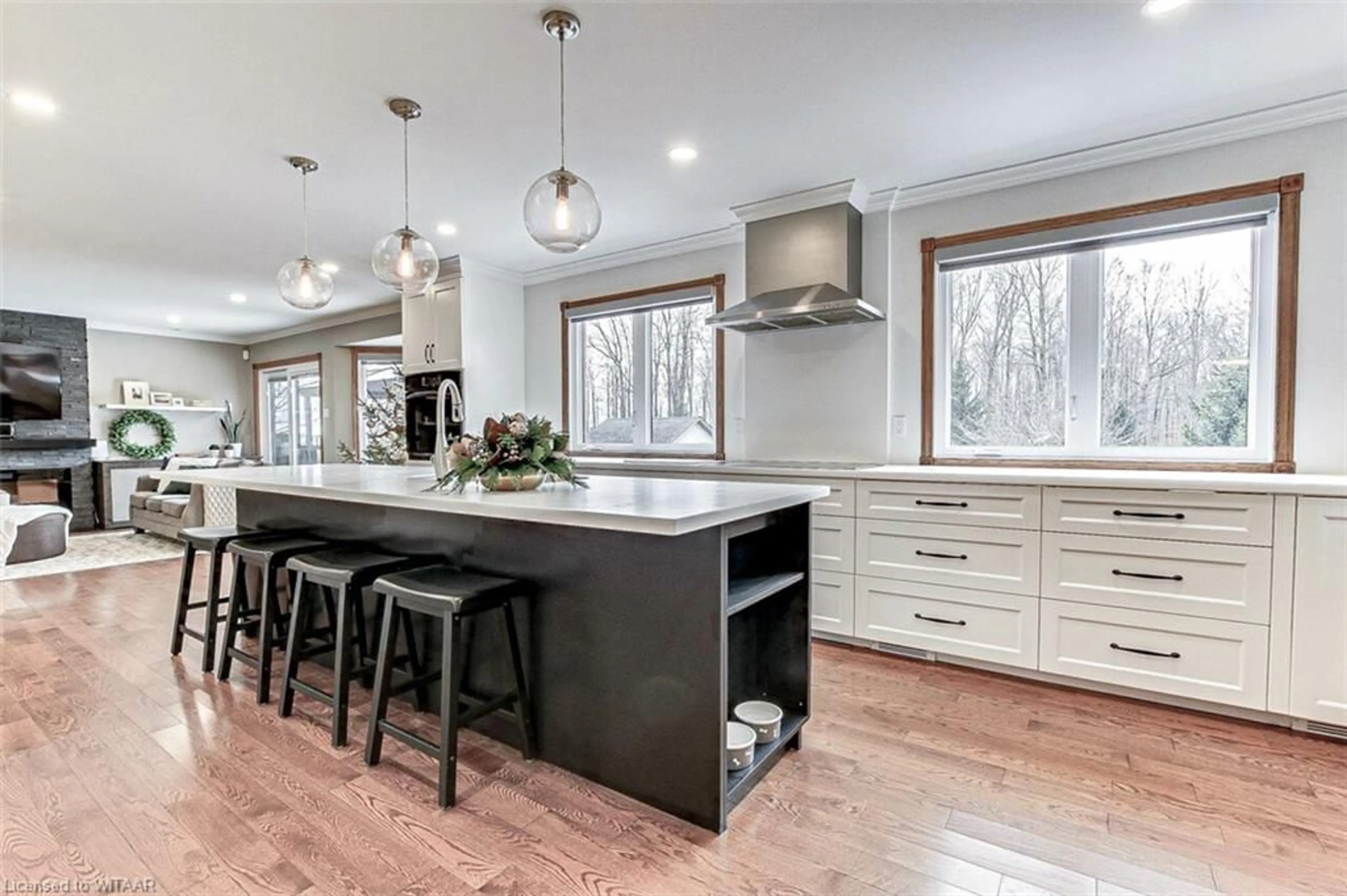 Open concept kitchen, unknown for 45225 Elm Line, St. Thomas Ontario N5P 3S6