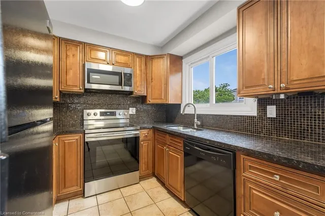 Additional property image - 11 Harrisford St Unit 109
