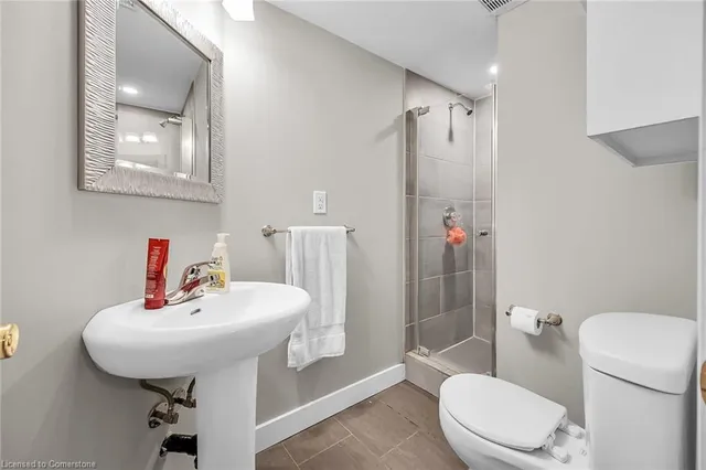 Additional property image - 465 East 36th St