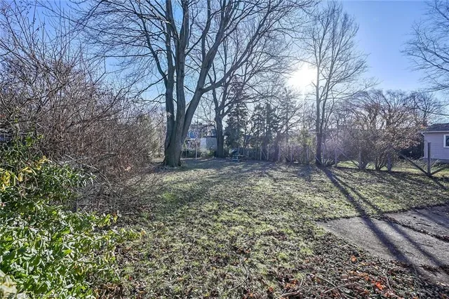 Additional property image - 465 East 36th St