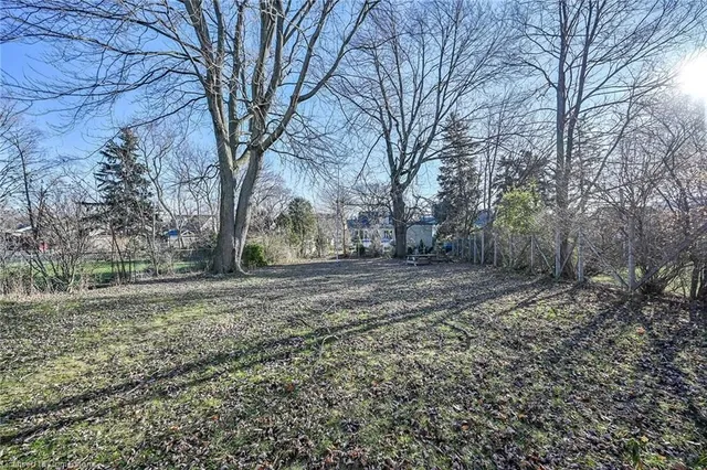 Additional property image - 465 East 36th St