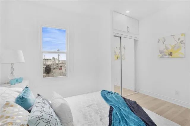 Additional property image - 582 Wentworth St