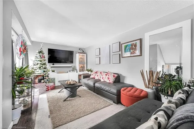 Additional property image - 1300 Upper Ottawa St Unit 12