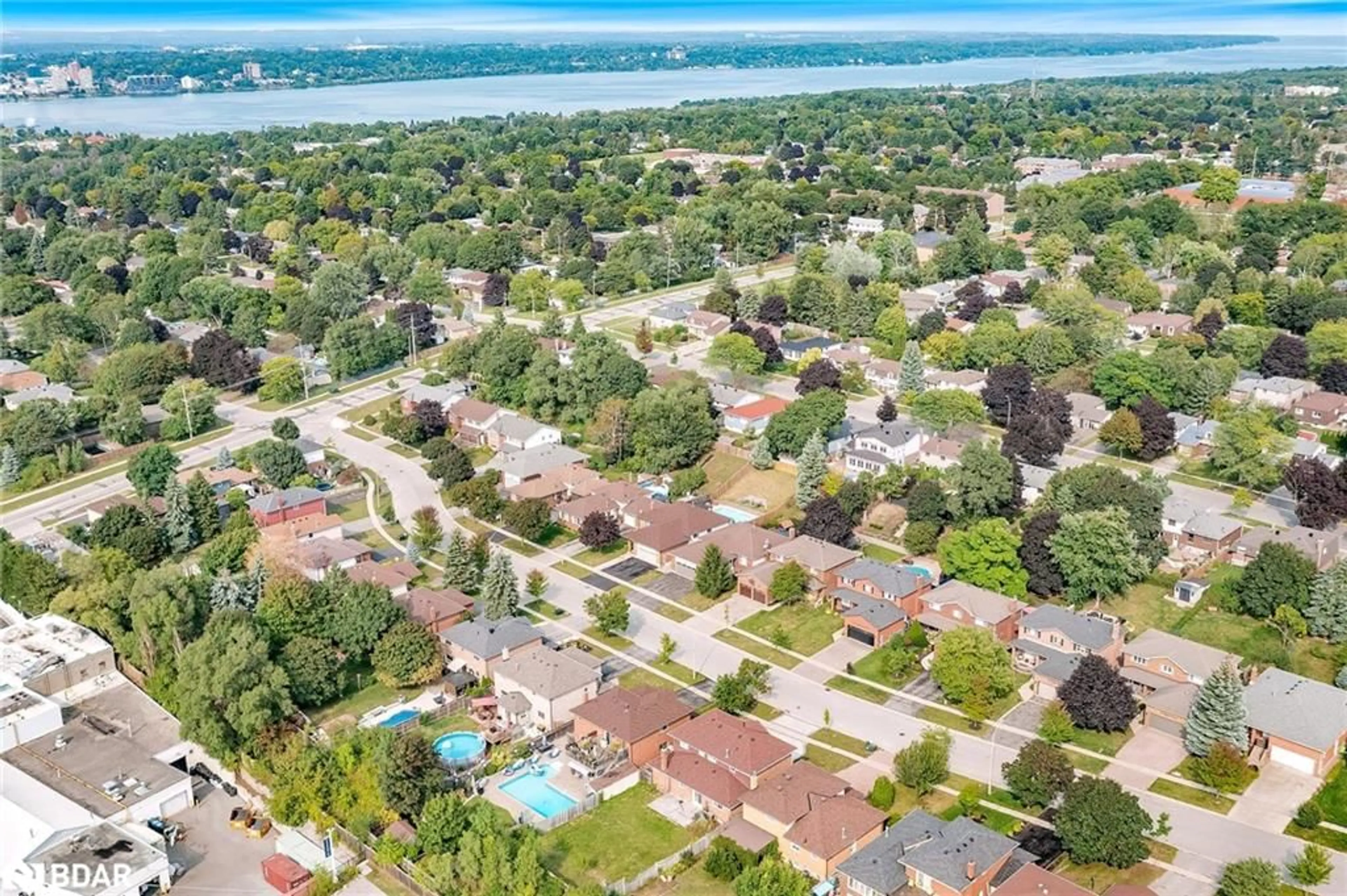 A pic from outside/outdoor area/front of a property/back of a property/a pic from drone, water/lake/river/ocean view for 110 Chieftain Cres, Barrie Ontario L4N 6J3