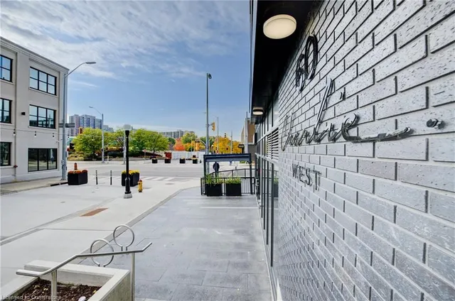 Additional property image - 60 Charles Street West, St Unit 604