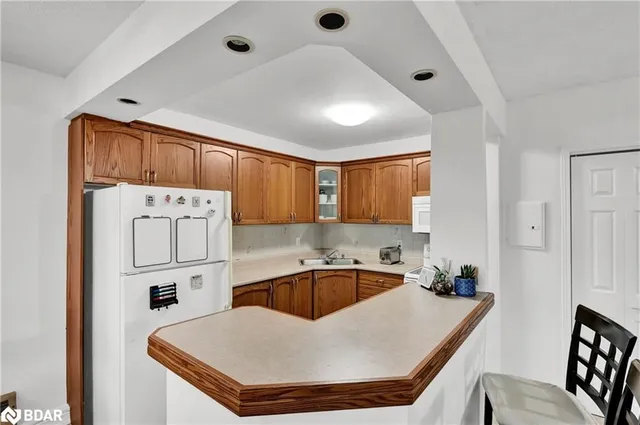 Additional property image - 293 Mohawk Road East Rd Unit 702
