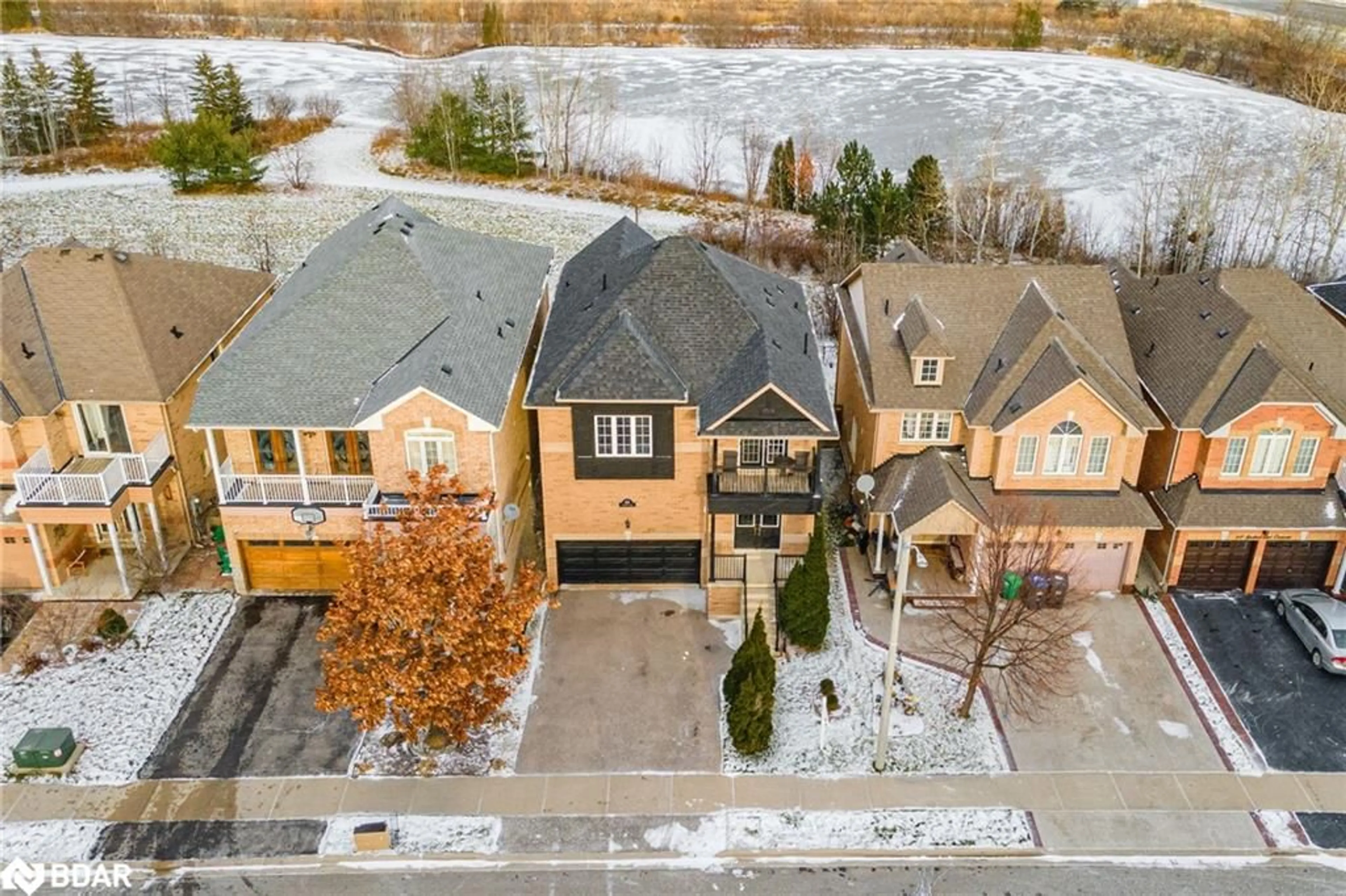 A pic from outside/outdoor area/front of a property/back of a property/a pic from drone, street for 64 Spotted Owl Cres, Brampton Ontario L7A 0K1