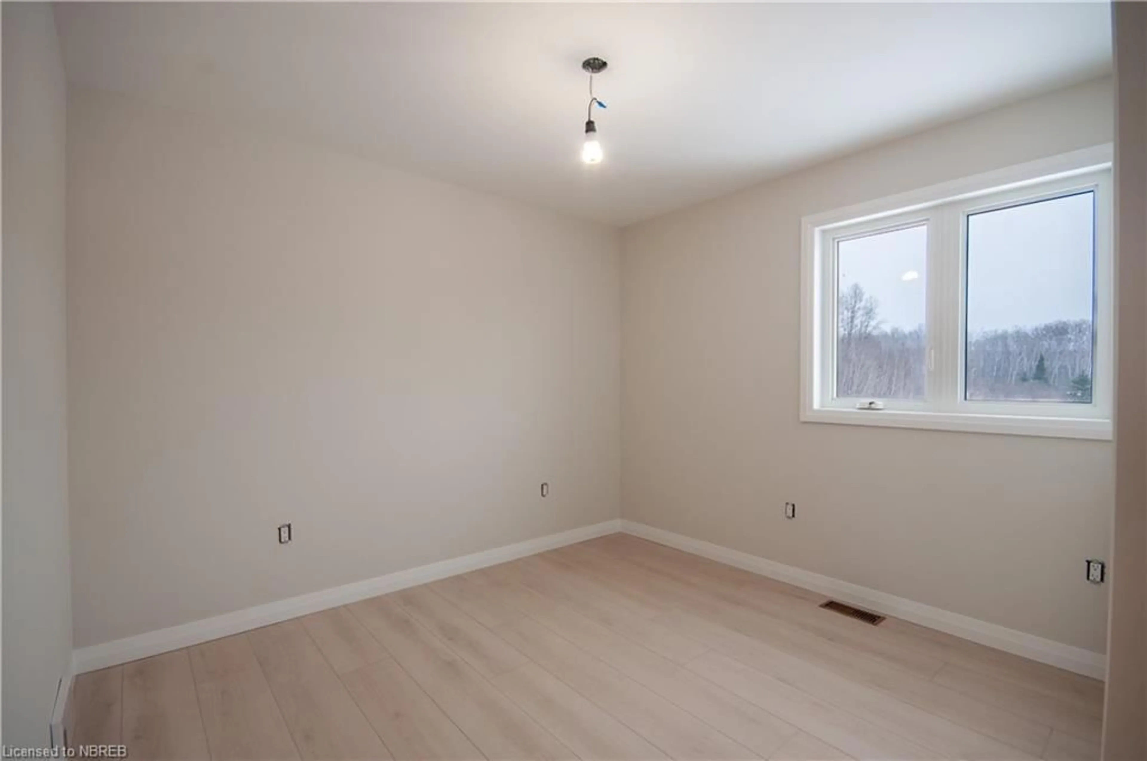 A pic of a room for 302 Talon Cres, Rutherglen Ontario P0H 2E0