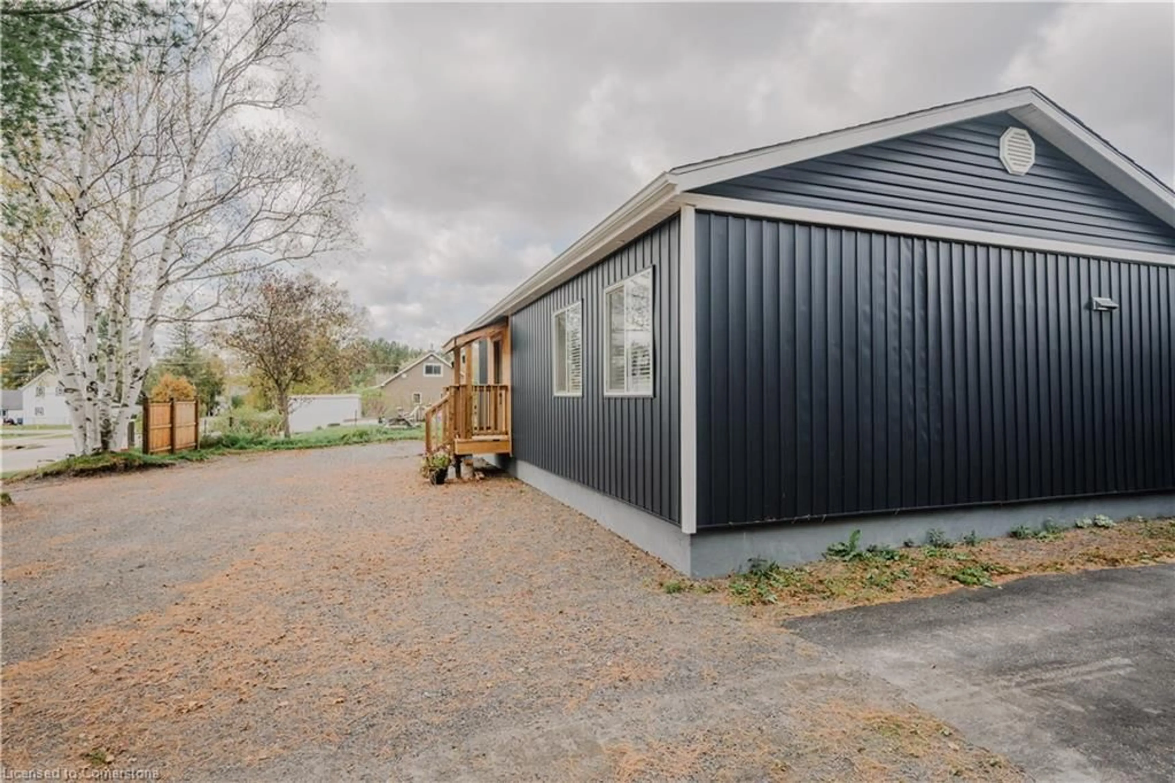 Shed for 36 Ottawa St, South River Ontario P0A 1X0