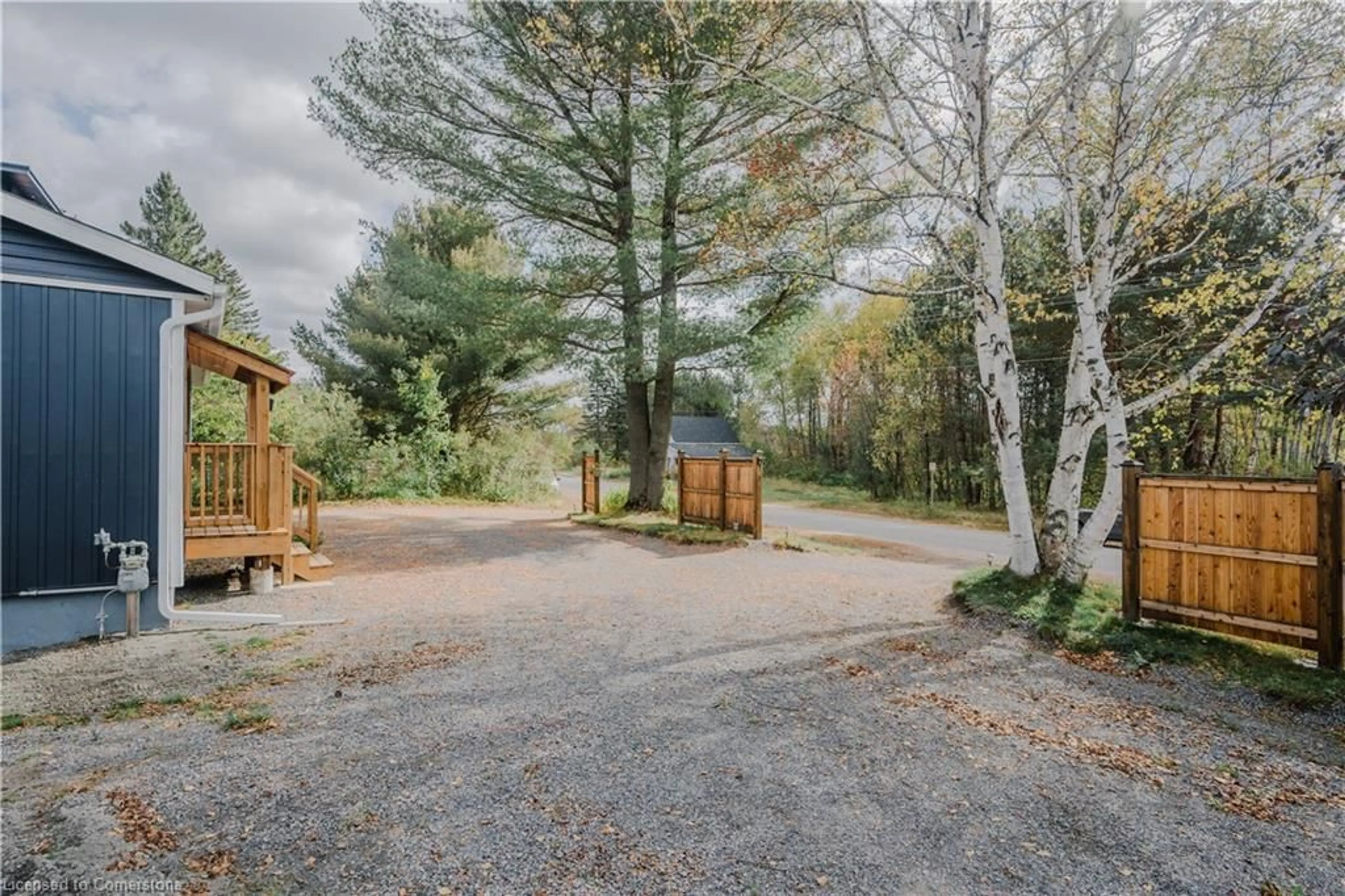 Patio, forest/trees view for 36 Ottawa St, South River Ontario P0A 1X0