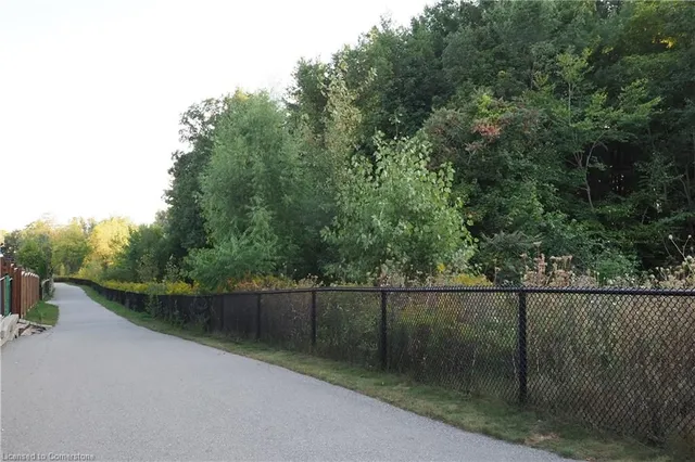 Additional property image - 258 Sedgewood St