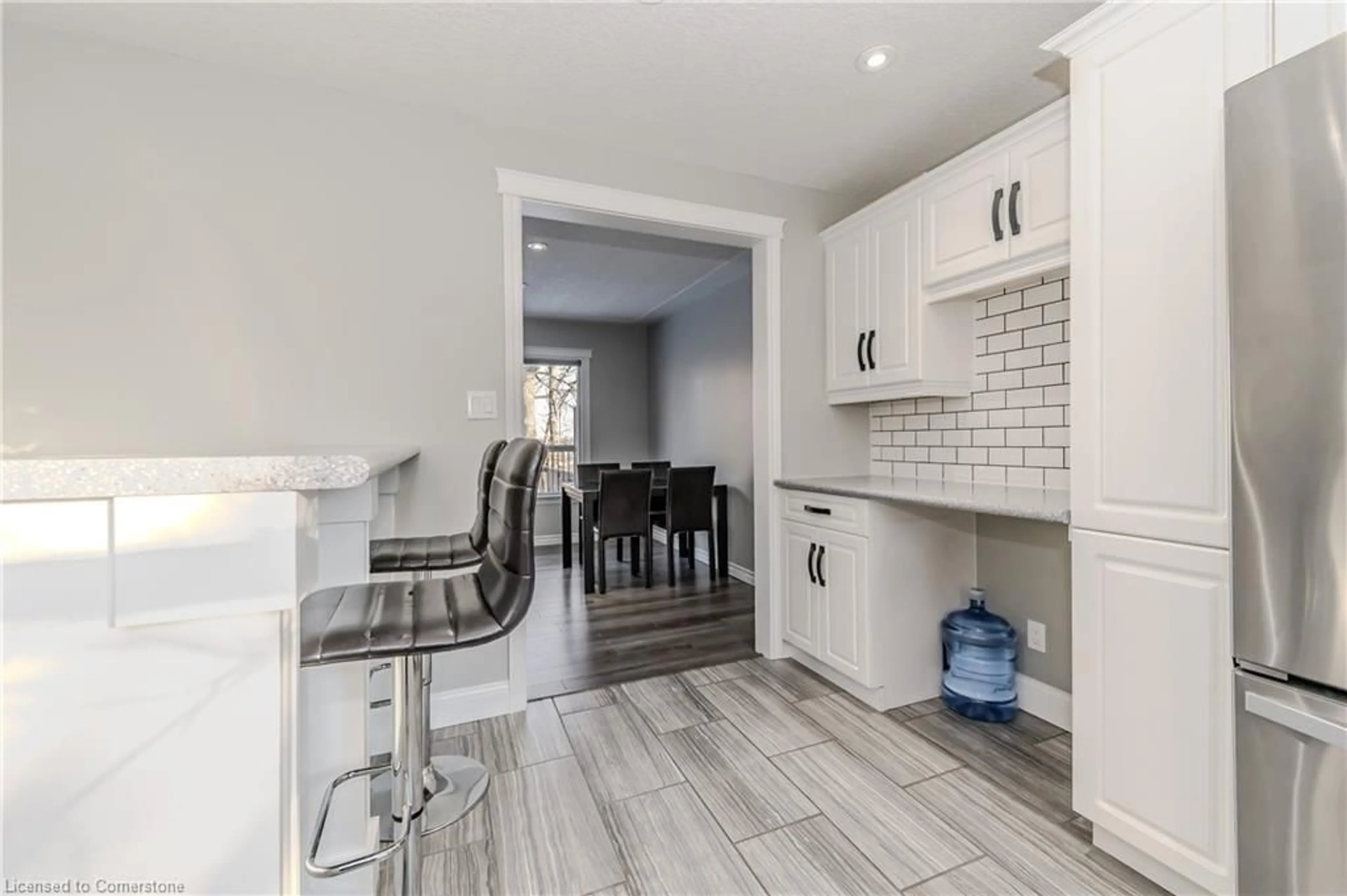 Open concept kitchen, ceramic/tile floor for 255 Fountain St, Cambridge Ontario N3H 1H7