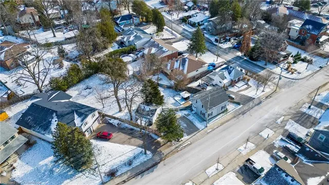 Additional property image - 64 Woolwich St
