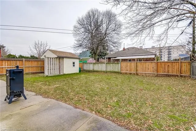 Additional property image - 8 Bromley Rd