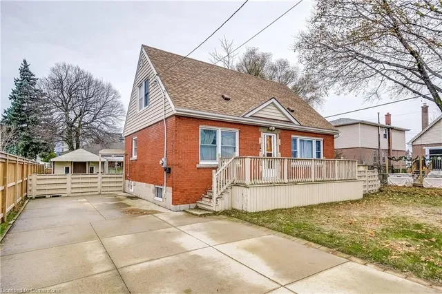 Additional property image - 8 Bromley Rd