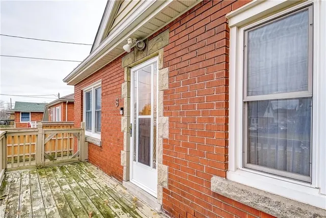Additional property image - 8 Bromley Rd