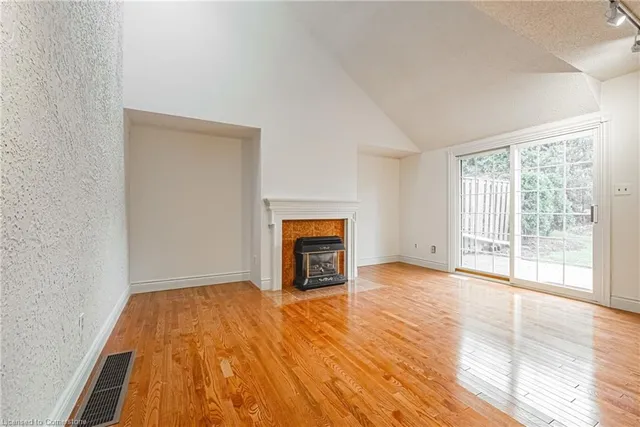 Additional property image - 105 Wilson St Unit 17