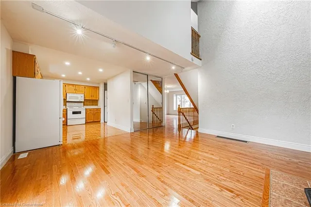 Additional property image - 105 Wilson St Unit 17