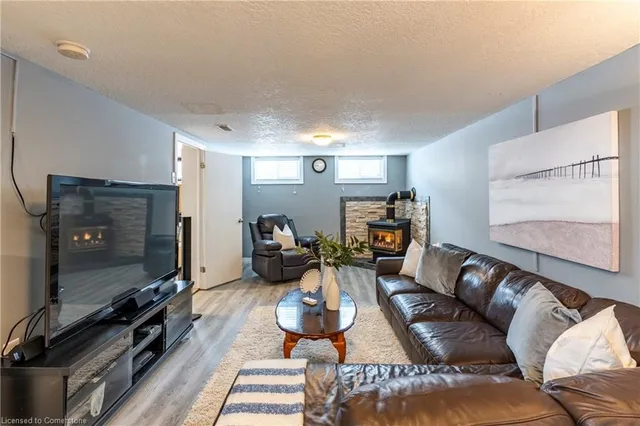 Additional property image - 31 Pinecrest Dr