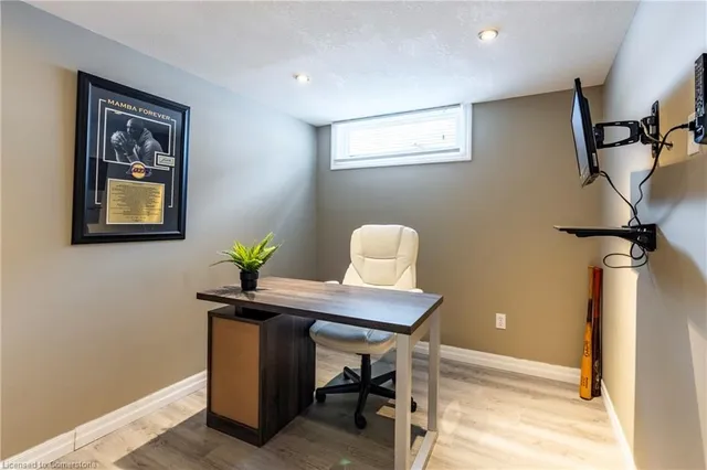 Additional property image - 31 Pinecrest Dr
