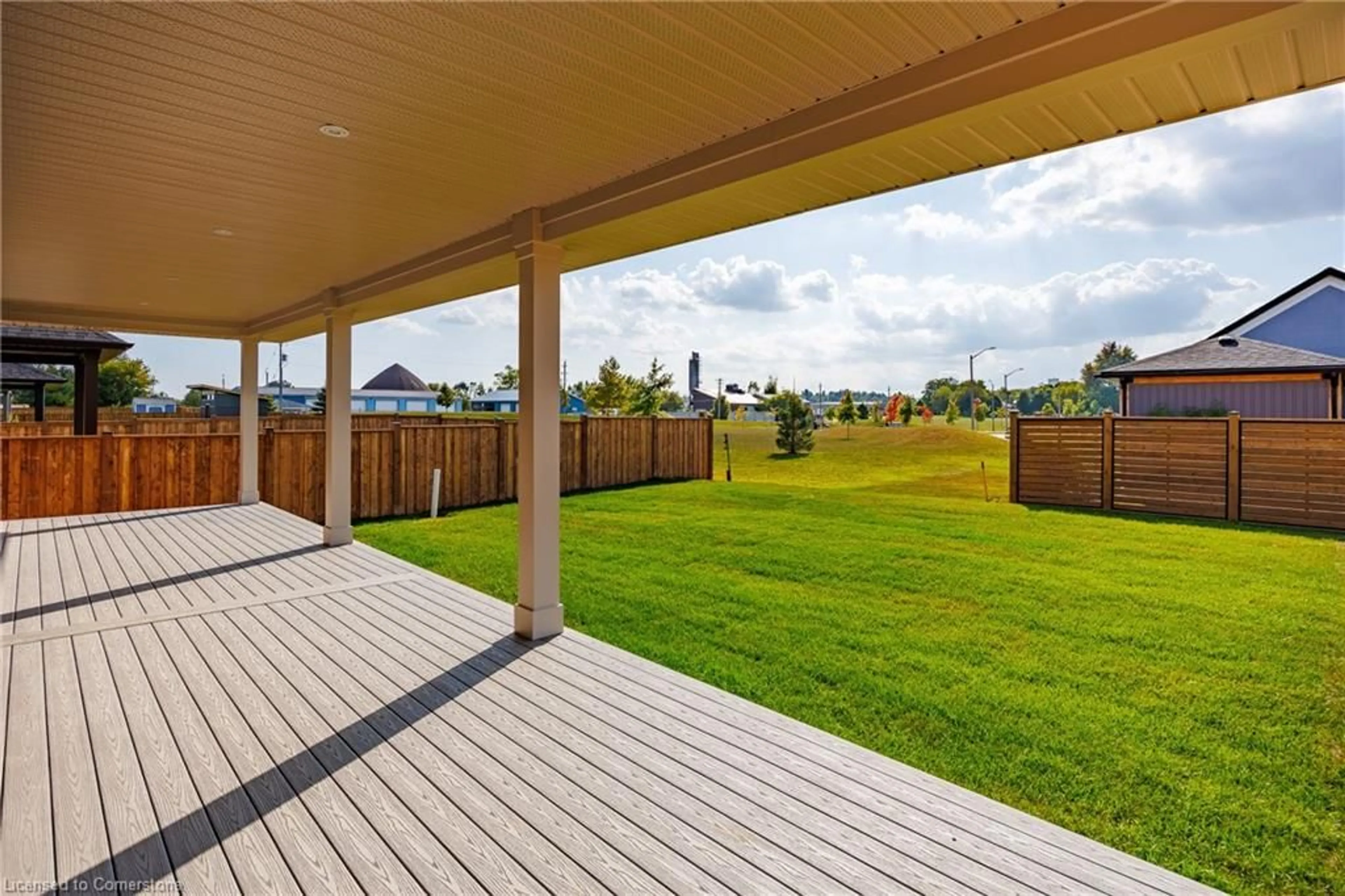 Patio, unknown for 51 Mcintosh Dr, Delhi Ontario N4B 2V3