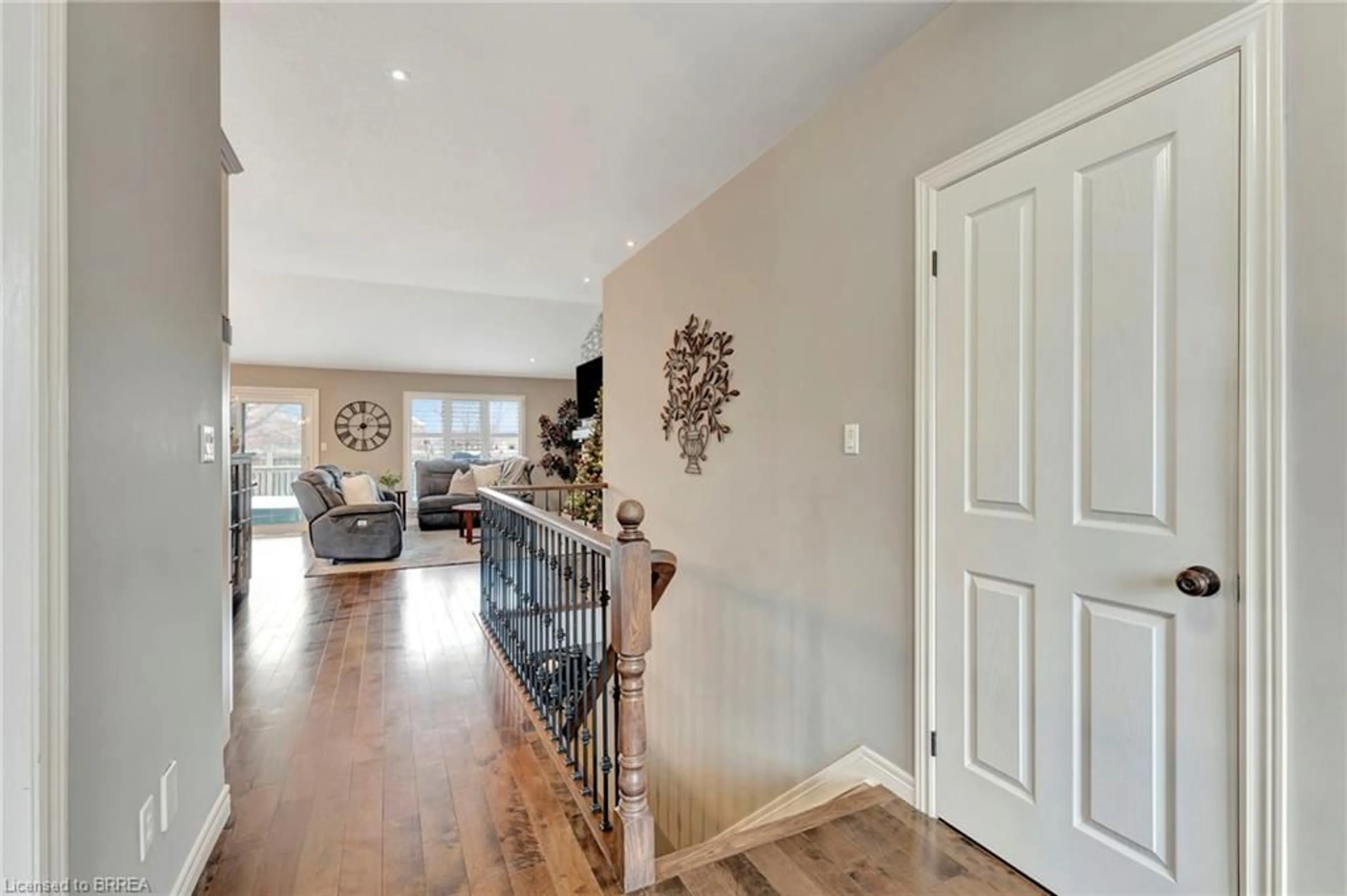 Indoor entryway for 149 Galinee Trail, Port Dover Ontario N0A 1N9