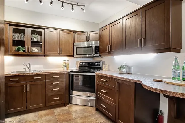 Additional property image - 20 Paulander Dr Unit 25