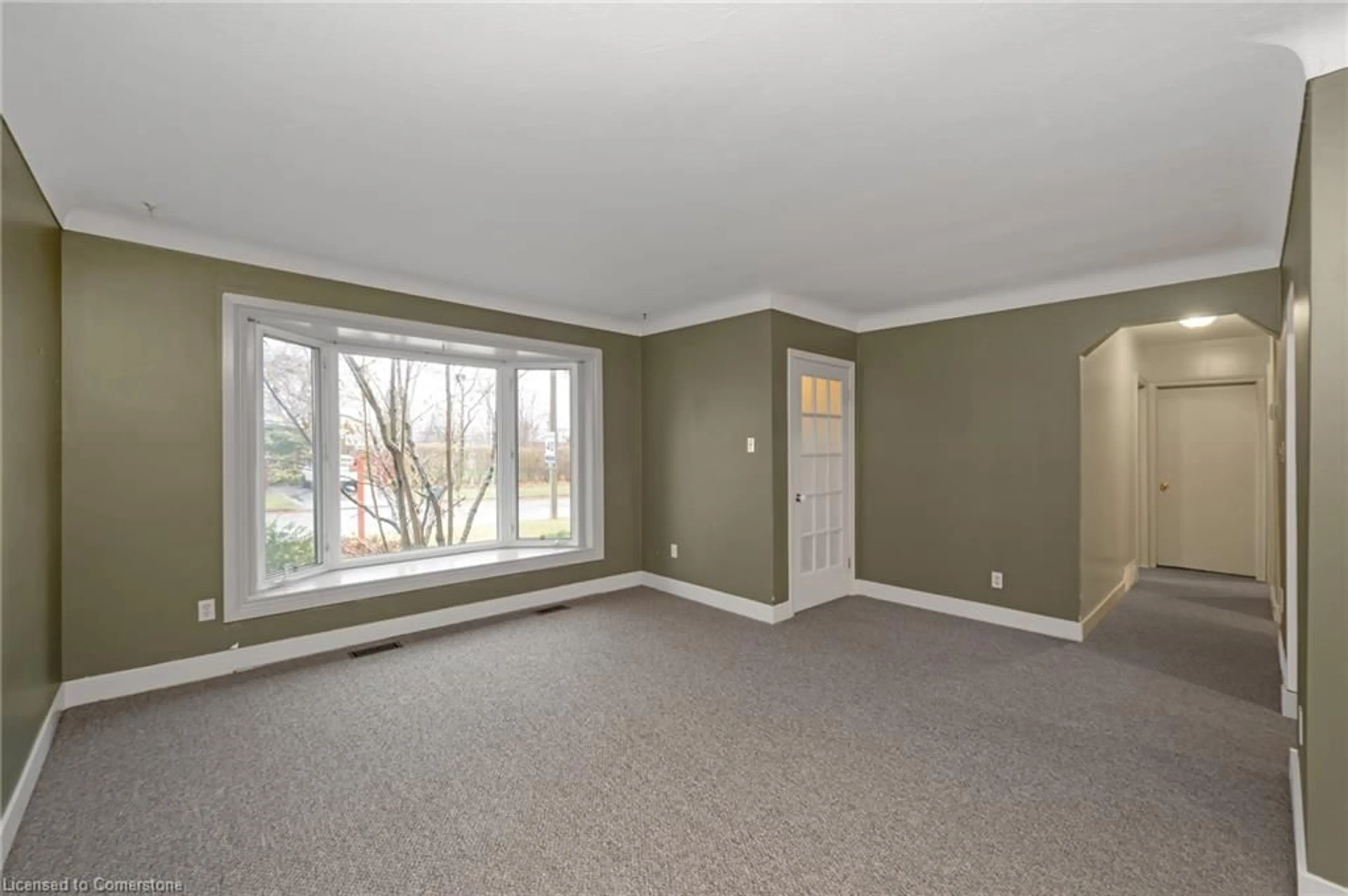 A pic of a room for 12 Robertson Pl, St. Catharines Ontario L2P 3G2