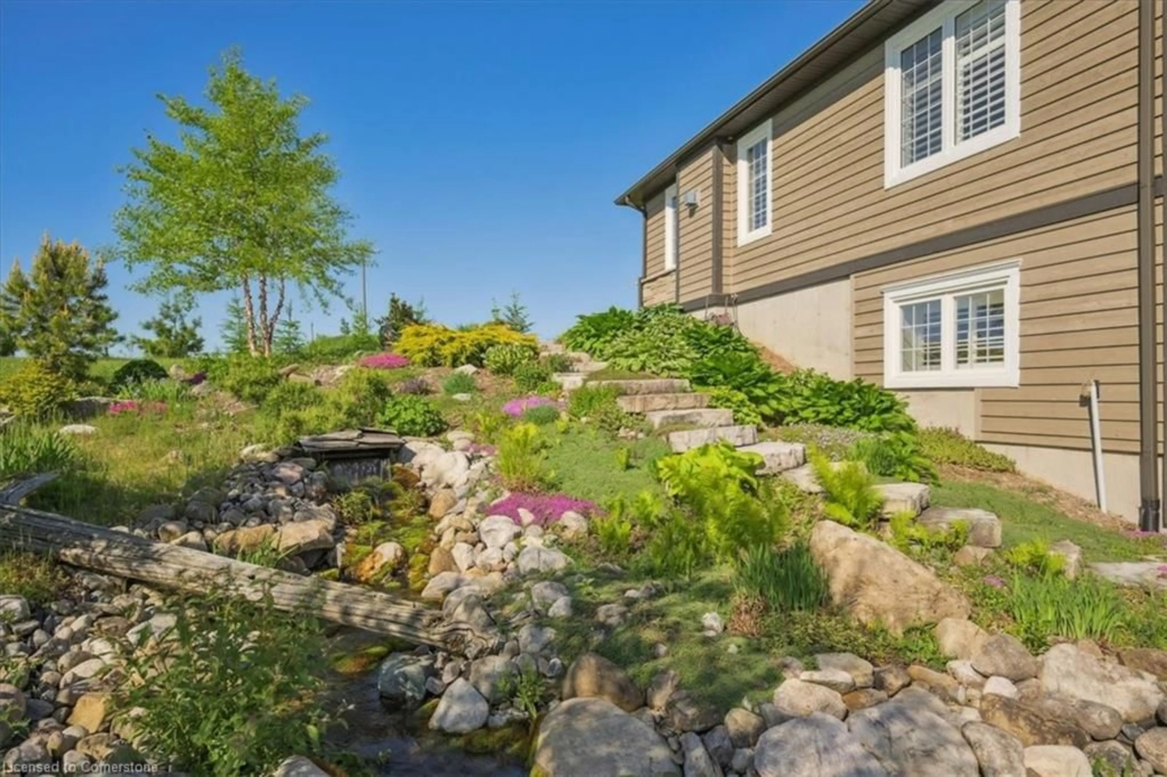 Patio, water/lake/river/ocean view for 434555 4th Line, Amaranth Ontario L0N 1L0