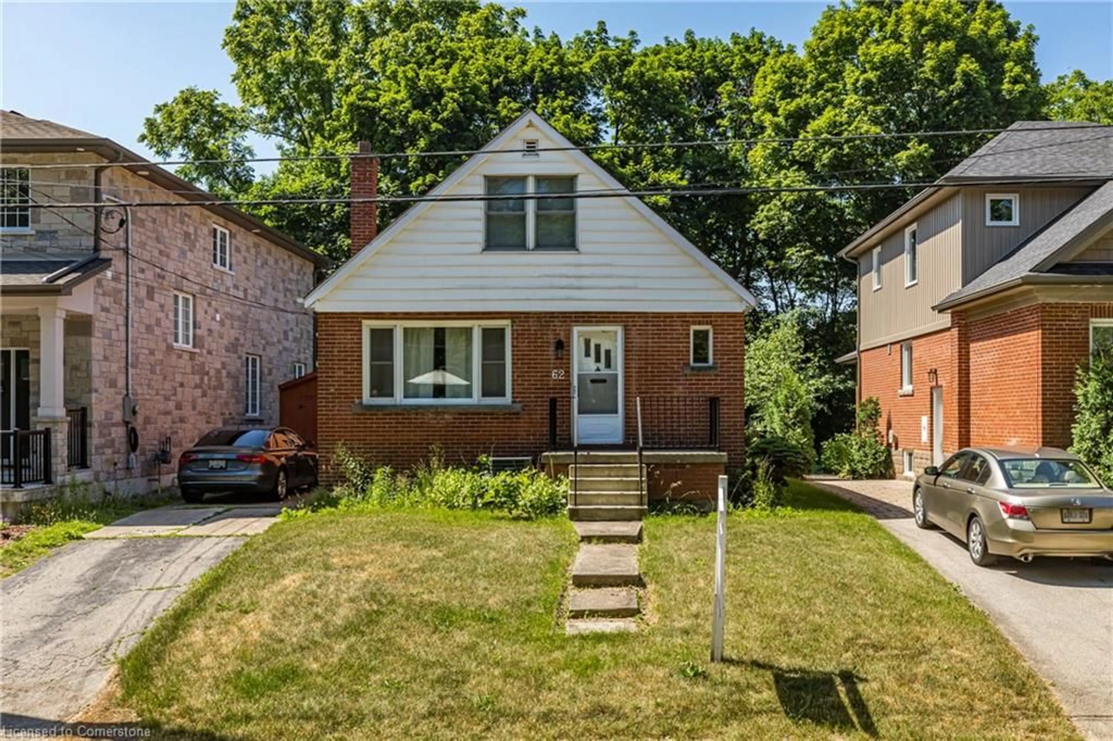 Home with brick exterior material, street for 62 Alma St, Dundas Ontario L9H 2E2