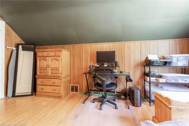 Additional property image - 62 Alma St