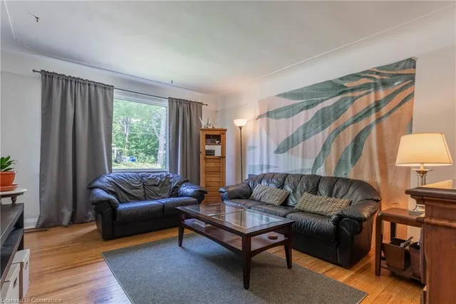 Additional property image - 62 Alma St