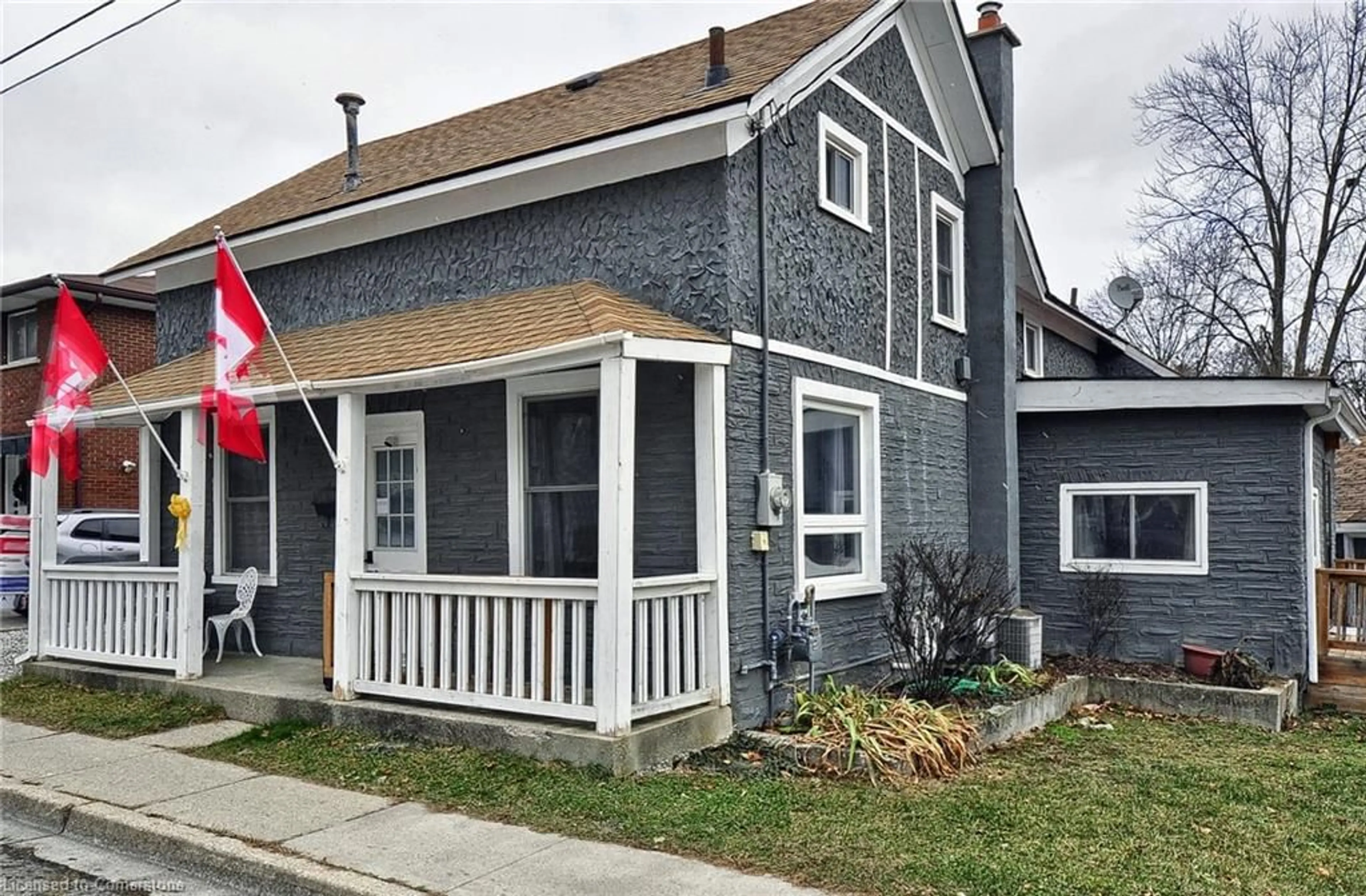 Home with vinyl exterior material, street for 101 Adam St, Cambridge Ontario N3C 2K7