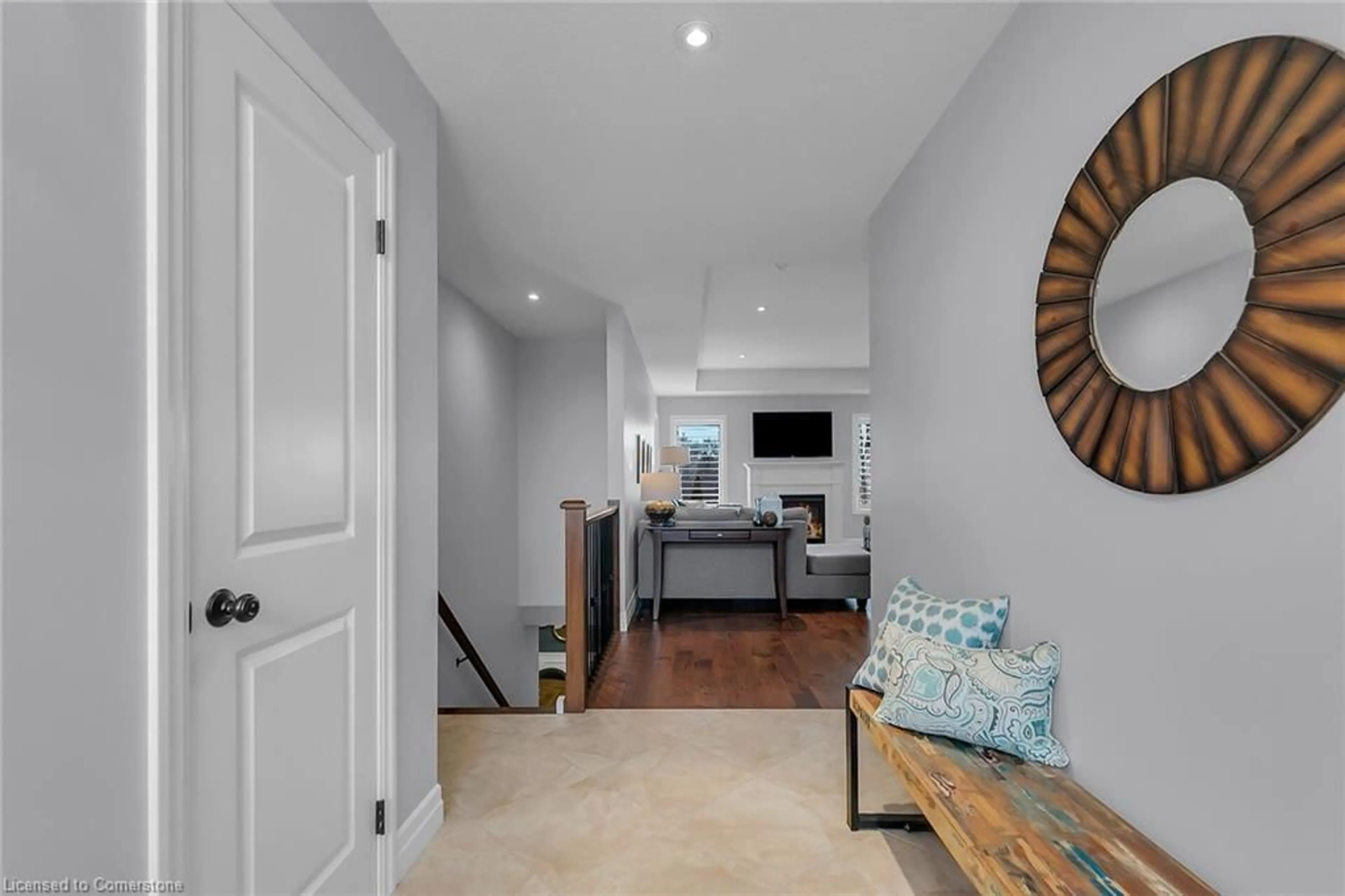 Indoor entryway for 46 Halliday Drive Dr, Tavistock Ontario N0B 2R0