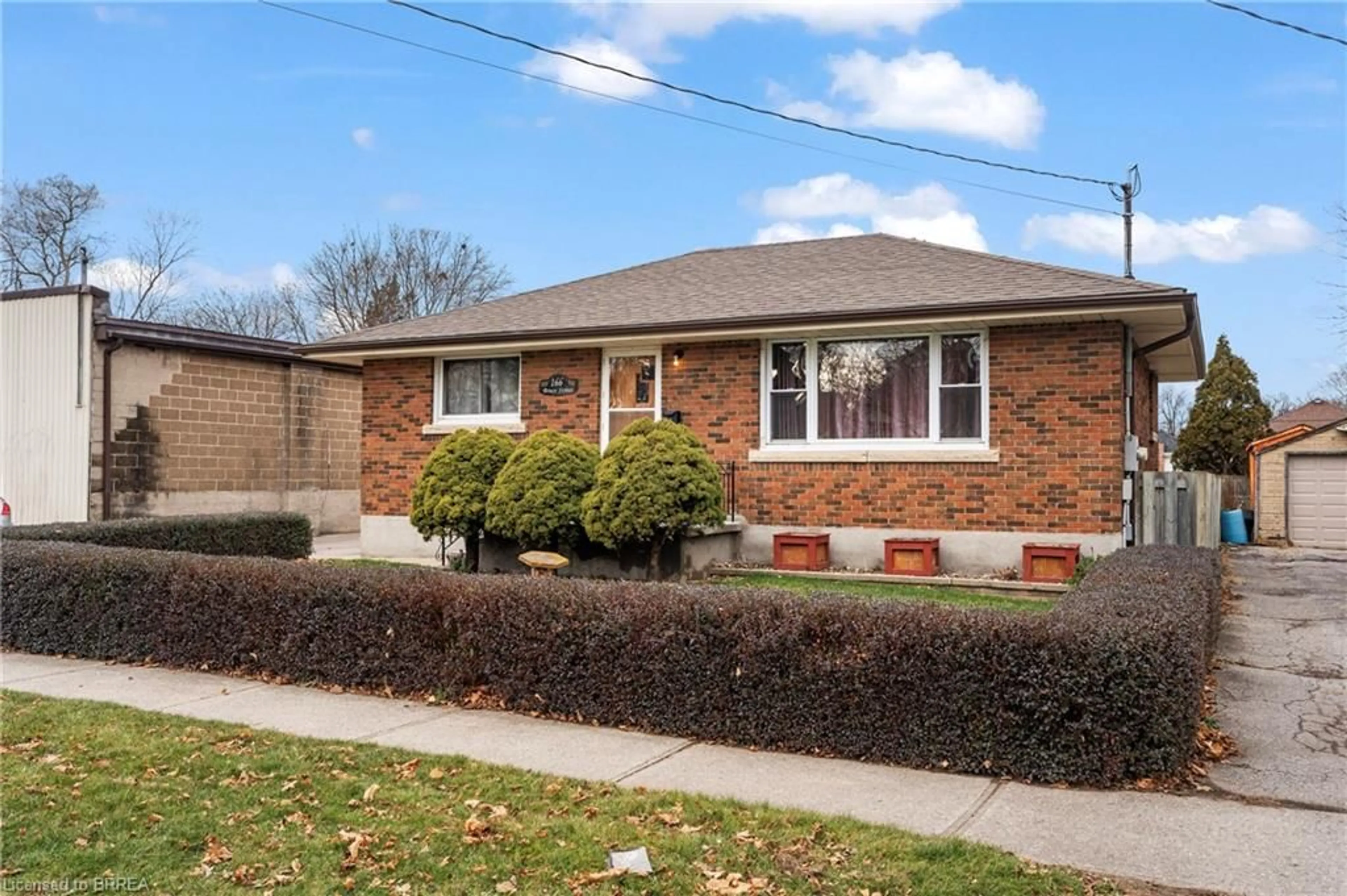 Home with brick exterior material, street for 166 Bruce St, Brantford Ontario N3S 4Z4