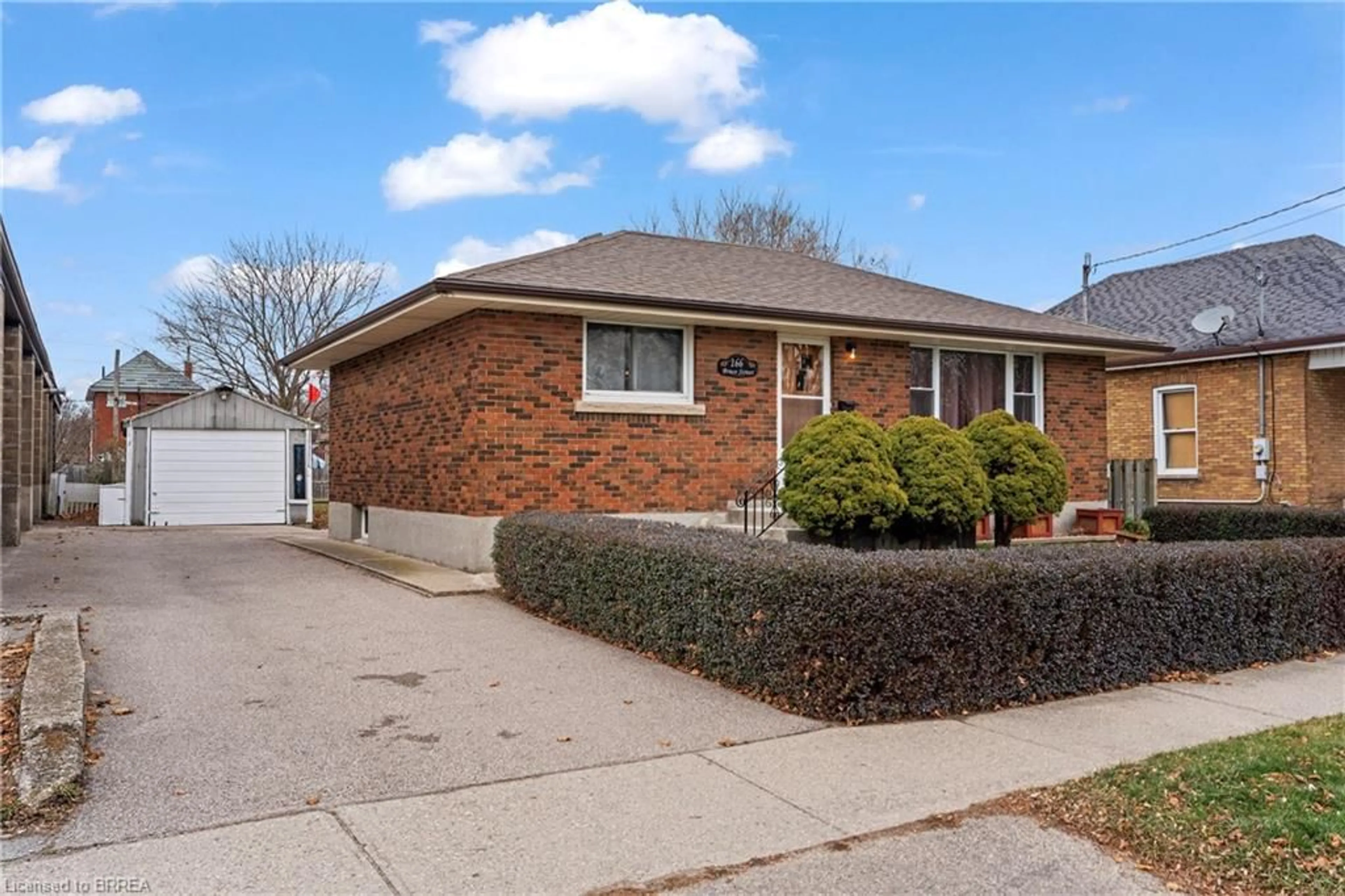 Home with brick exterior material, street for 166 Bruce St, Brantford Ontario N3S 4Z4