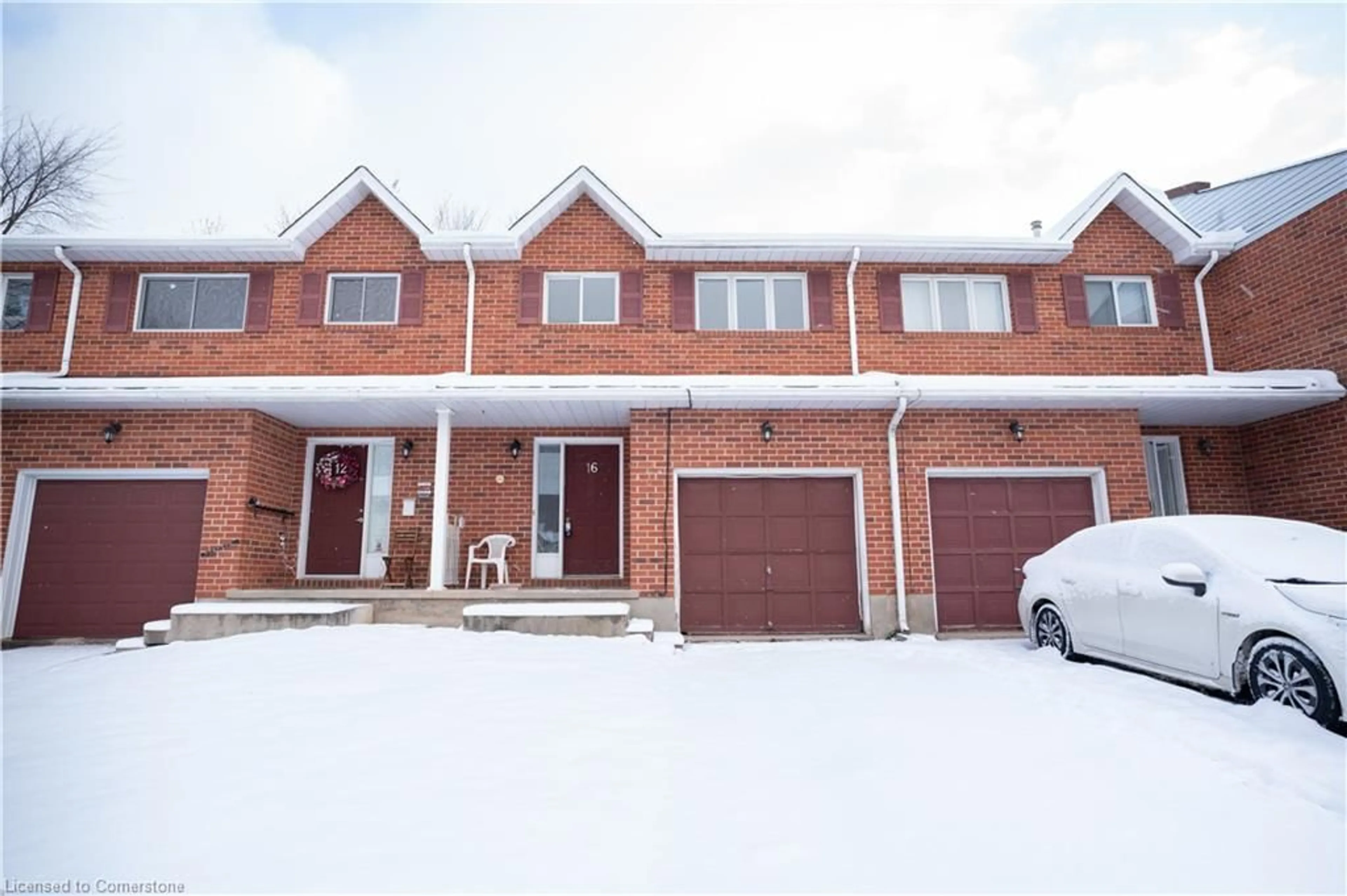 Home with brick exterior material, street for 16 Nelson Trail, Welland Ontario L3C 3V4