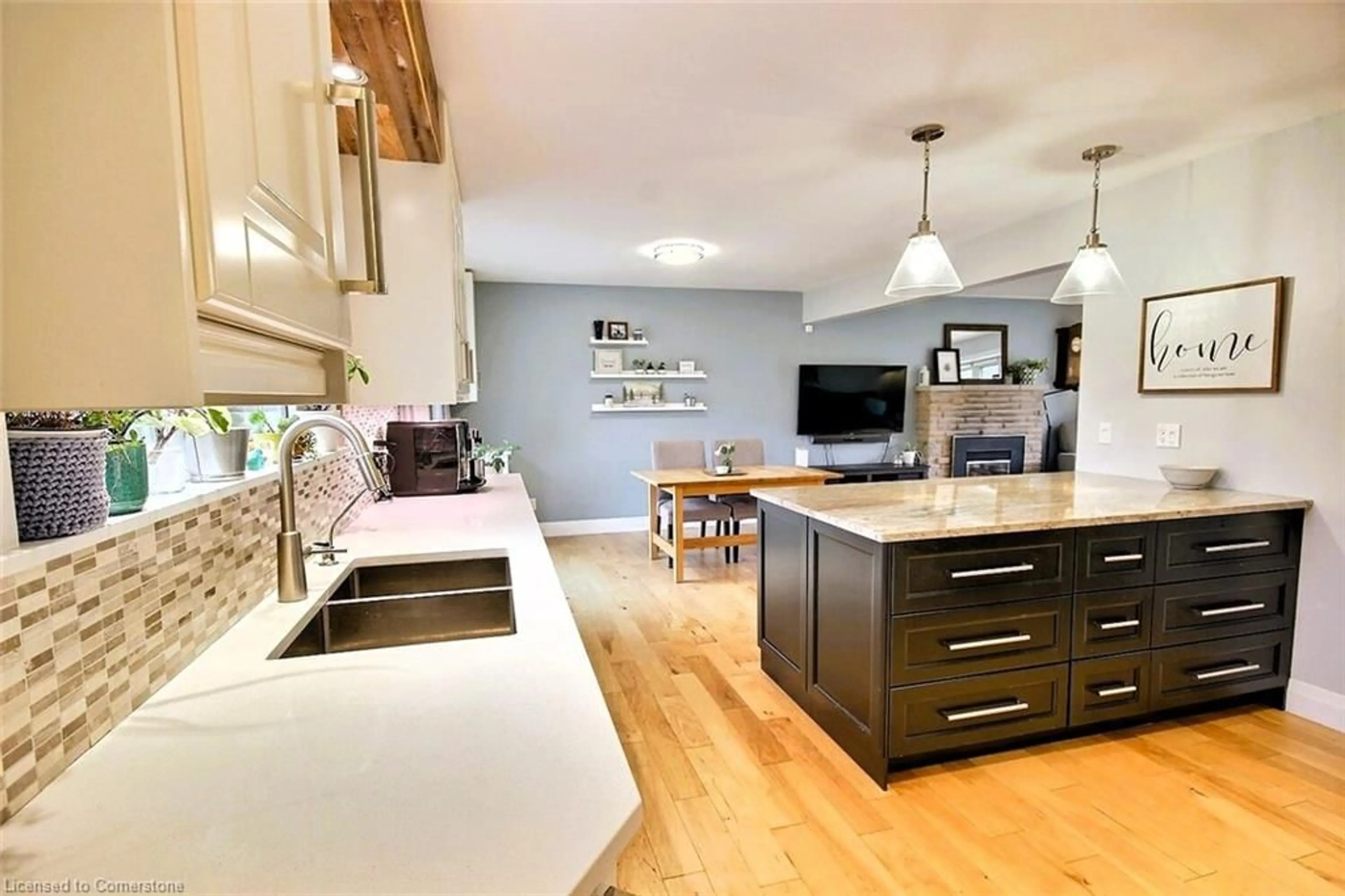 Open concept kitchen, unknown for 1413 West River Rd, North Dumfries Ontario N1R 5S5