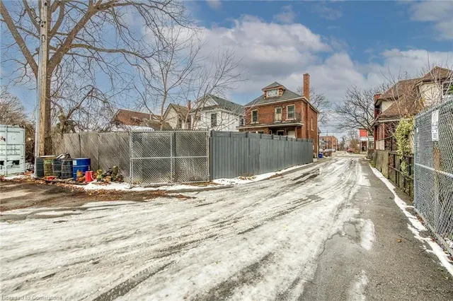 Additional property image - 356 Cumberland Ave