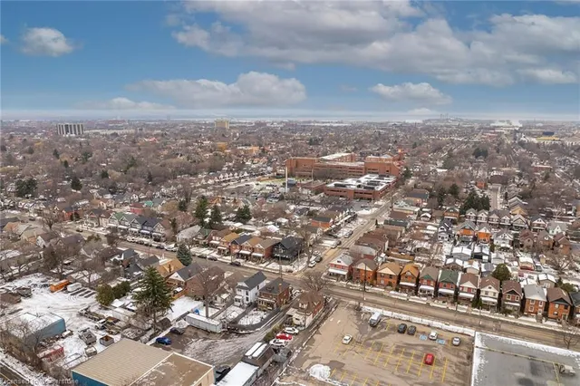 Additional property image - 356 Cumberland Ave