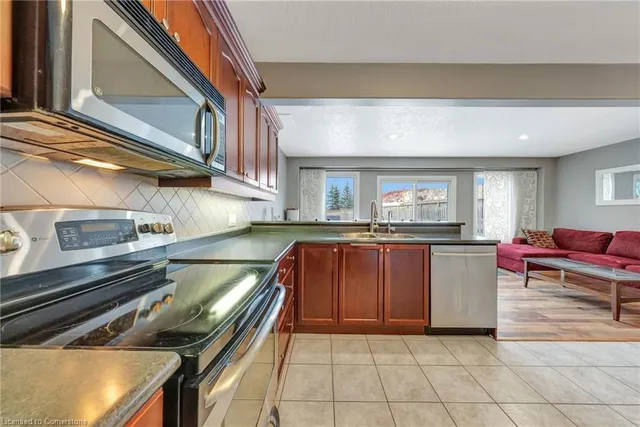 Additional property image - 65 Banffshire St