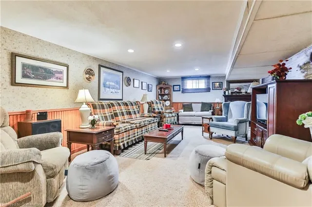 Additional property image - 35 Academy St