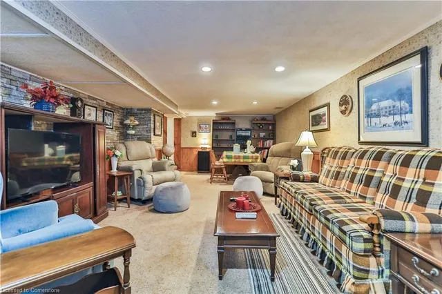 Additional property image - 35 Academy St