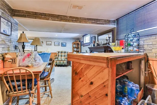 Additional property image - 35 Academy St