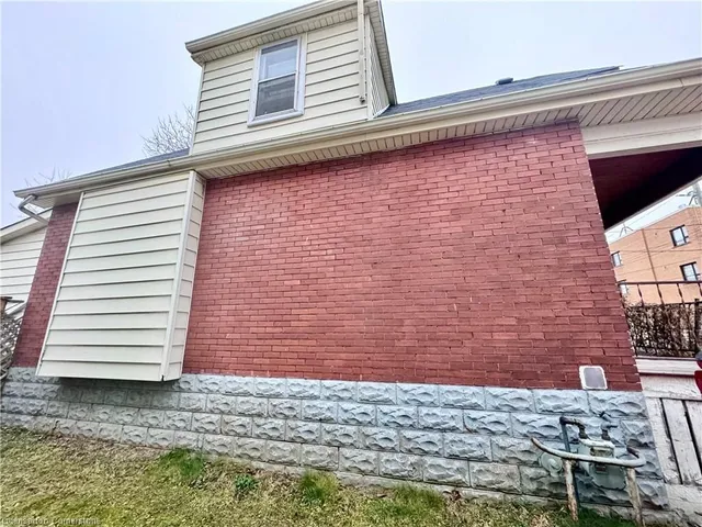 Additional property image - 20 Crosthwaite St