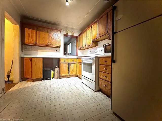 Additional property image - 20 Crosthwaite St